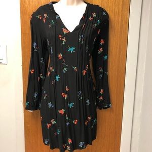 Old navy flower dress